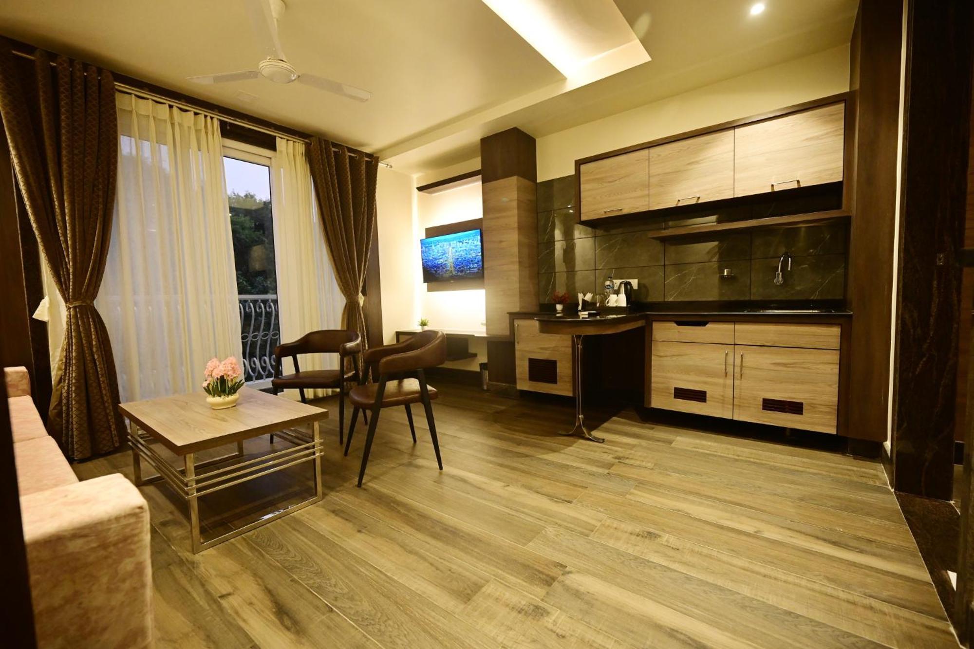 Coco Cabana Varanasi Exteriör bild