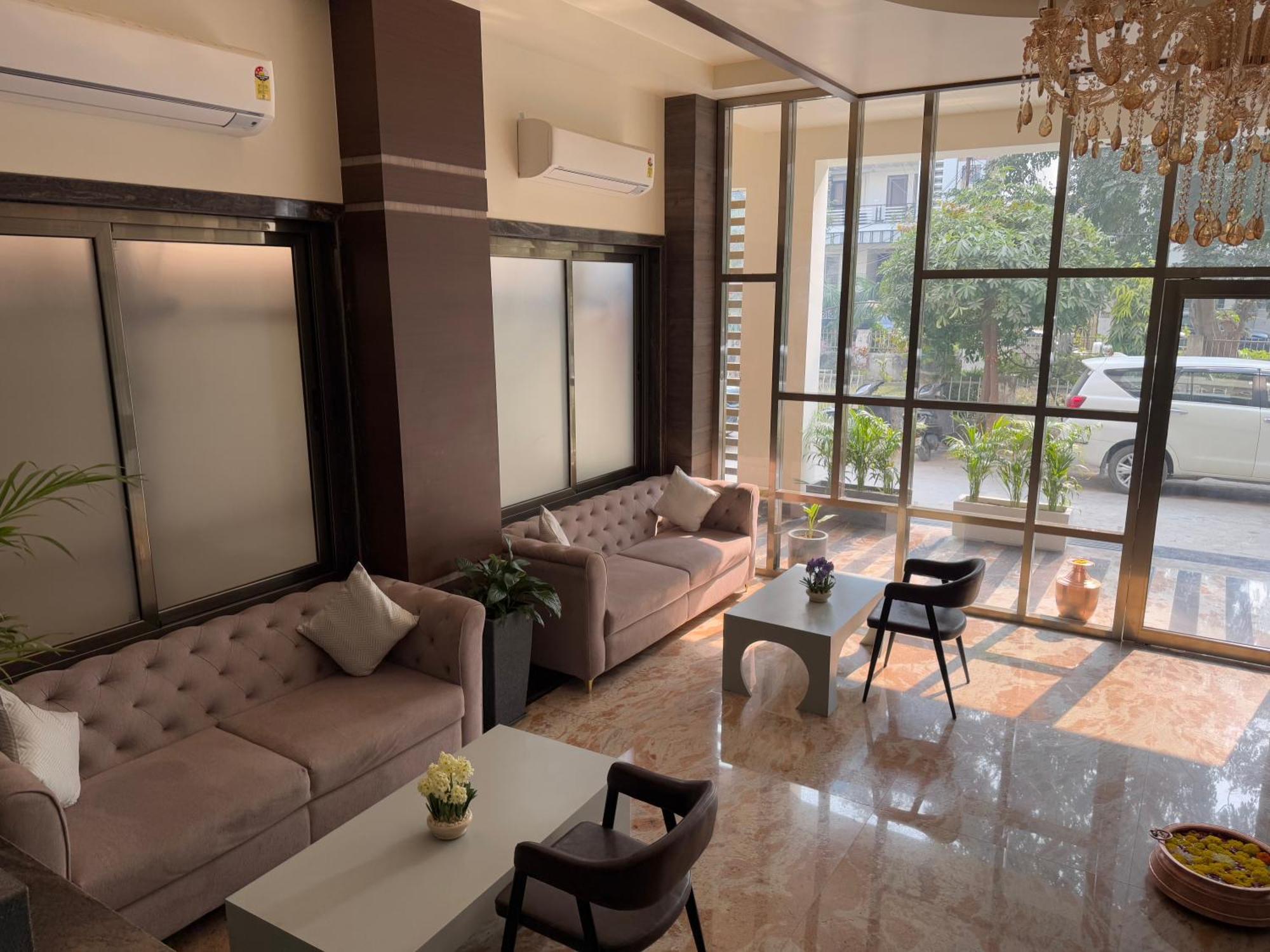 Coco Cabana Varanasi Exteriör bild