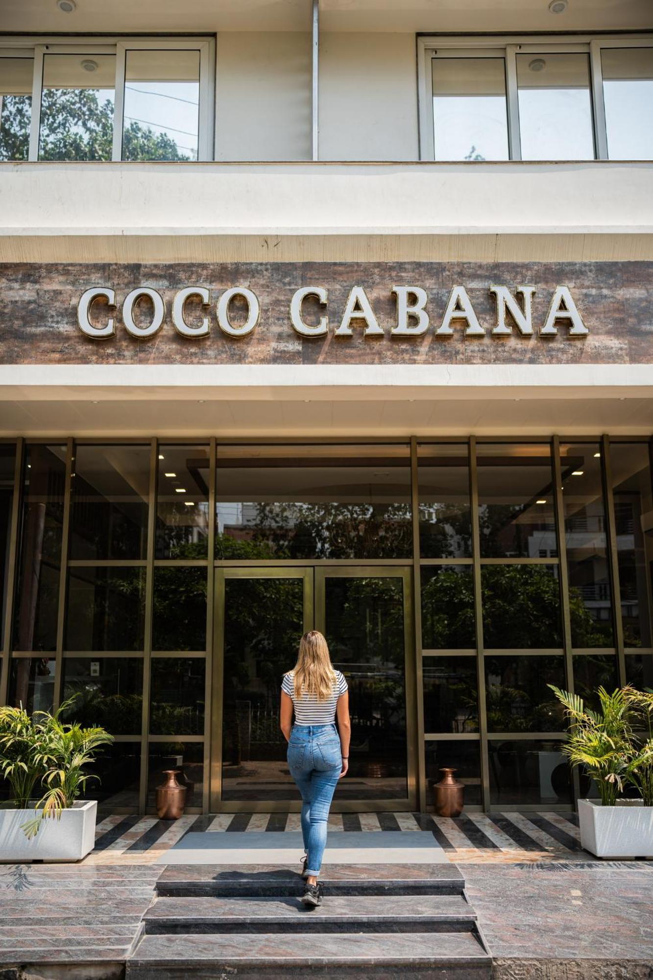 Coco Cabana Varanasi Exteriör bild